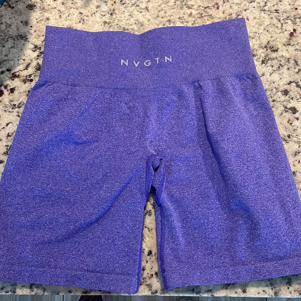 NVGTN shorts size M